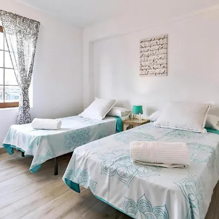 Two Bedroom In Playa De Americas *